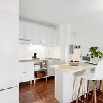 Luna Apartment