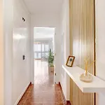 Luna Apartment