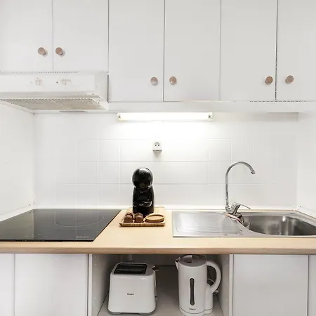 Luna تاكورونتي